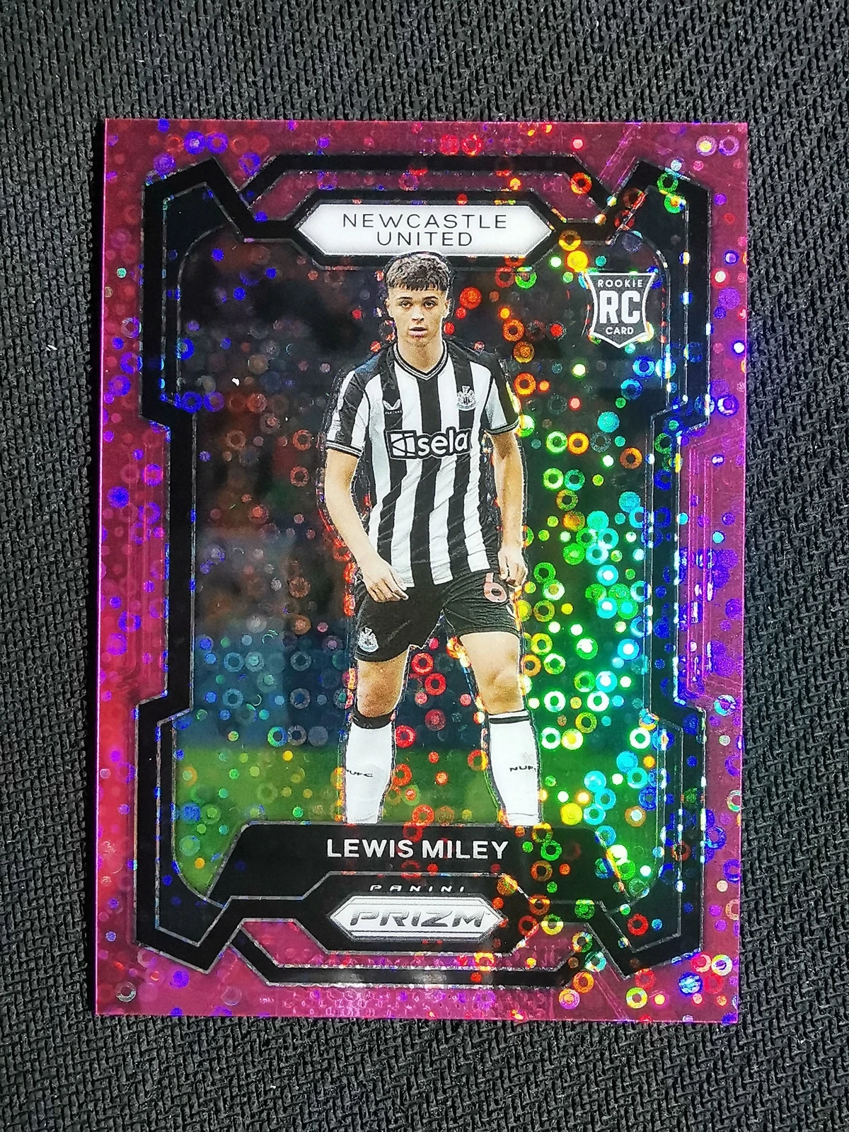 2023-24 Panini Prizm EPL Pink Disco 30/149 LEWIS MILEY RC Newcastle United