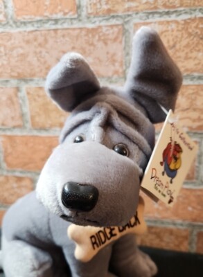 Vintage 1998 Dream Play Doggie Collection Ridge Back Gray Dog