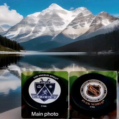 LOS ANGELES KINGS NHL VINTAGE OFFICIAL HOCKEY PUCK BY PUCK WORLD MADE IN  