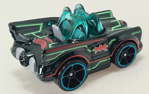 Batimóvil Hot Wheel 2021 estilo Toony rayas flúor negras serie TV clásico 1,64 - Imagen 9 de 12