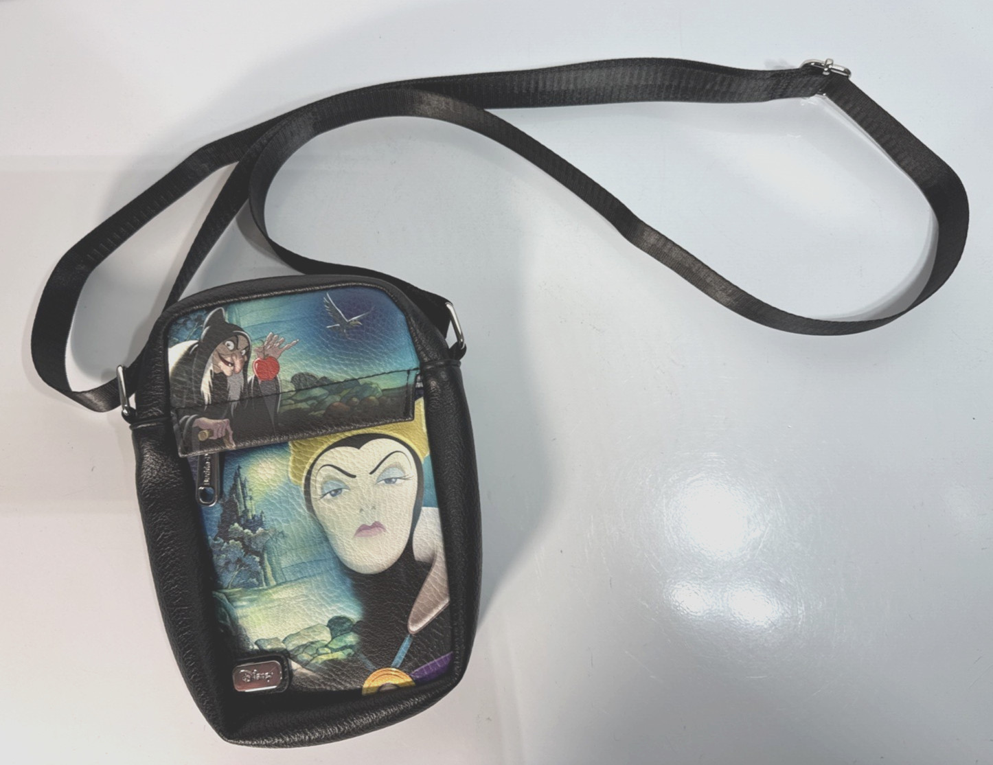 Disney Storybook Villains — Snow White Evil Queen Crossbody Bag (Buckle-Down)