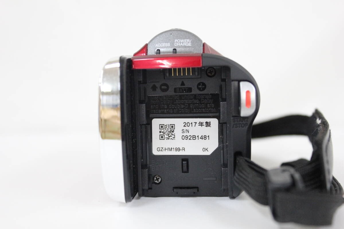 美品　JVC　Everio　GZ-HM199-R　md68k206dd GEN JVC Everio GZ-HM199-R Camcorder 60X Optical Zoom Red Used