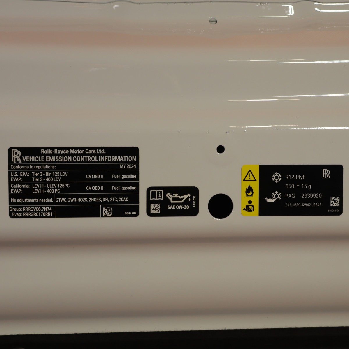 Rolls-Royce Cullinan 2019-2021 Engine lid P/N 41007450196