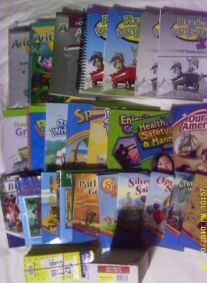 Abeka Second Grade Set-Almost complete student & teacher set- 30 pc. all subject