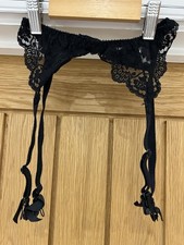 VTG St Michael Suspender Belt – Marks & Spencer Lingerie – 80s/90s -size 6