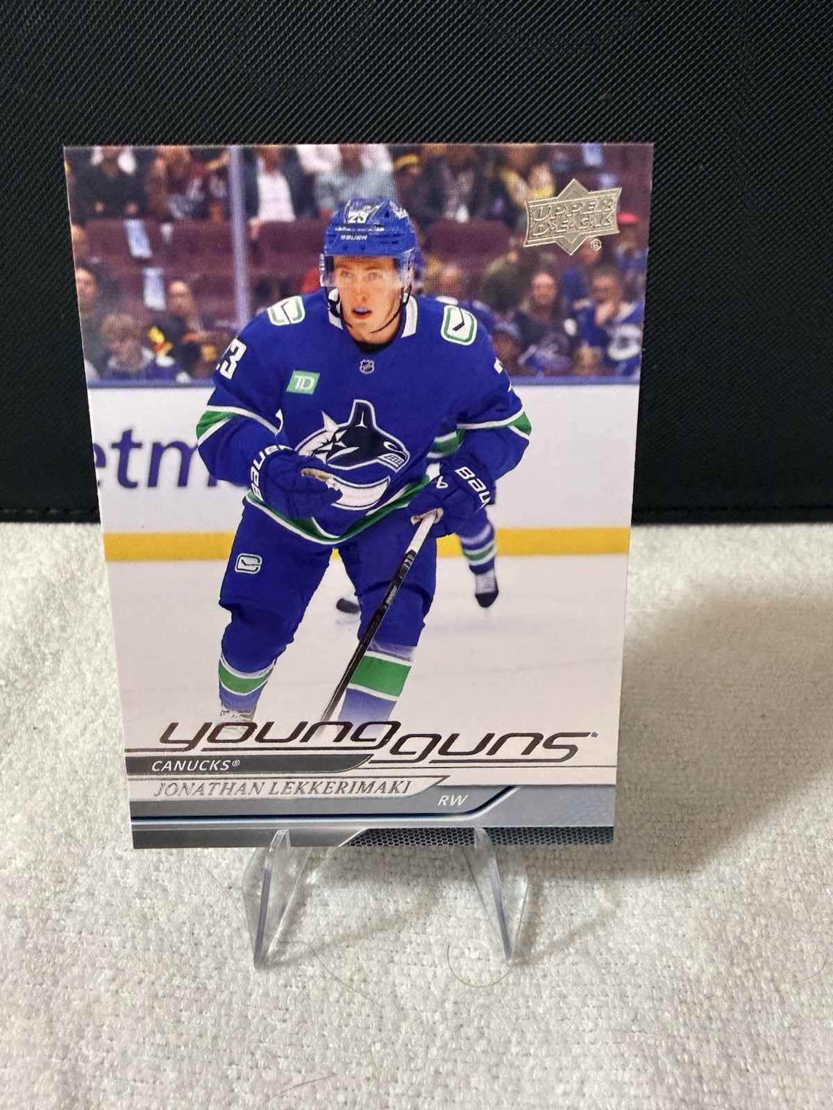 2024-25 Upper Deck Extended Series - Young Guns Jonathan Lekkerimaki #706 (RC)