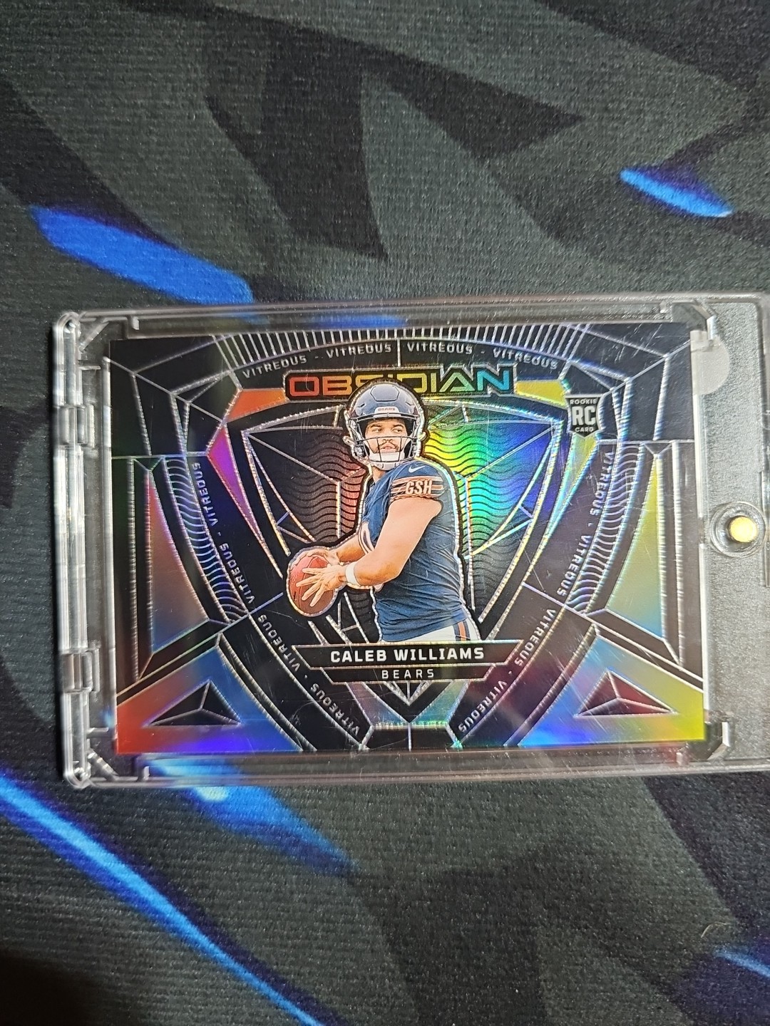 2024 Panini Obsidian - Vitreous Caleb Williams #1 (RC)