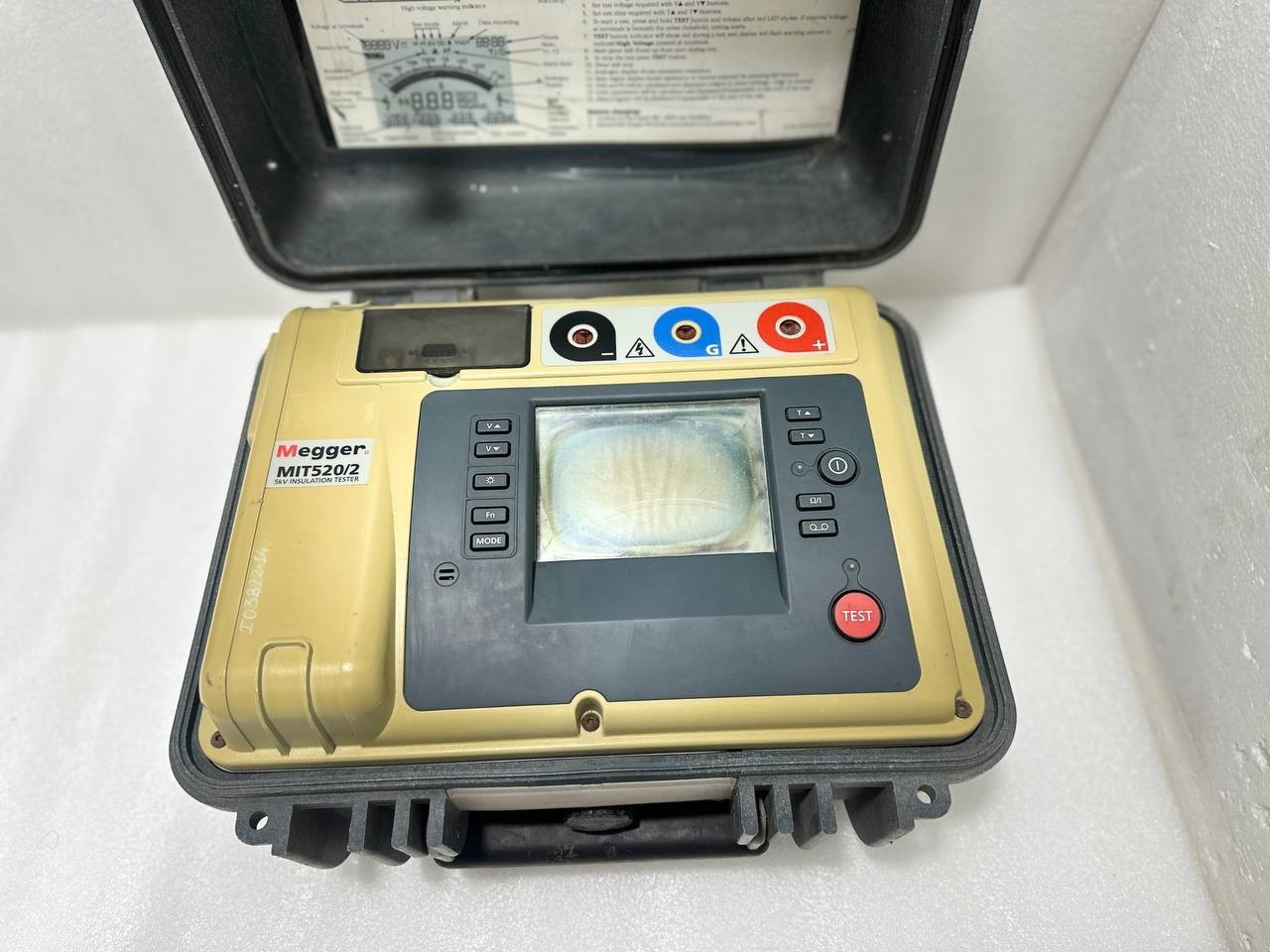 MEGGER MIT520/2 5KV INSULATION TESTER (NO ACCESSORIES)