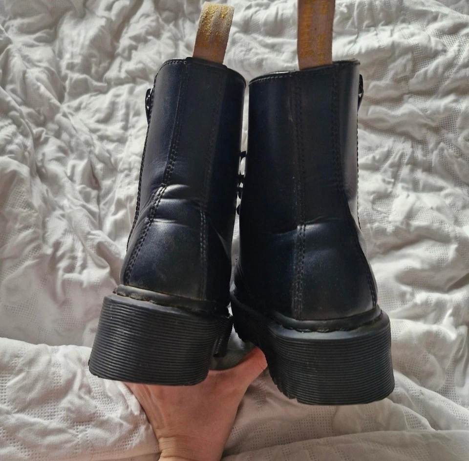 Dr. Martens Jadon II, photo 3 of 5