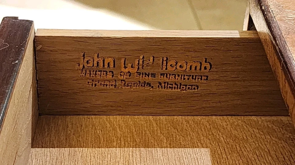 John Widdicomb Burl Wood 2-Drawer Chest on Stand Vintage Mid-Century Grand... - Image 2 of 4