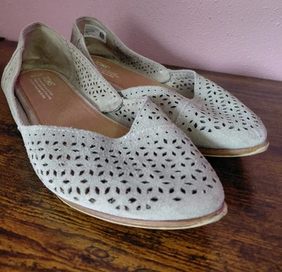 TOMS Jutti Suede Perforated Laser Cut Pointed Toe Flats Taupe Women's 10 - Image 1 of 4