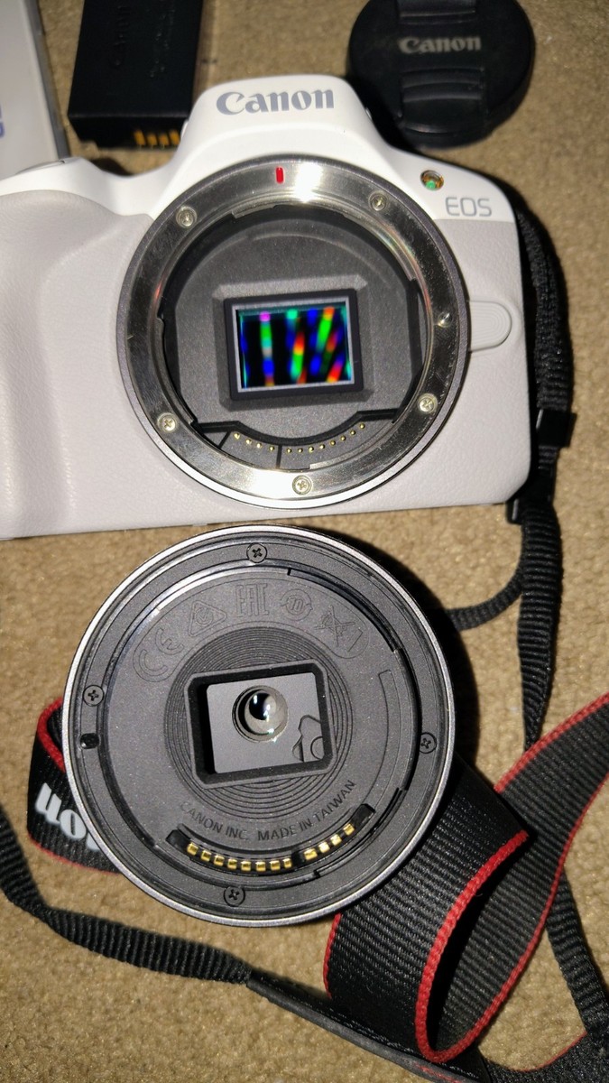 Canon EOS R50 Mirrorless Camera RF-S18-45mm F4.5-6.3 is STM Lens