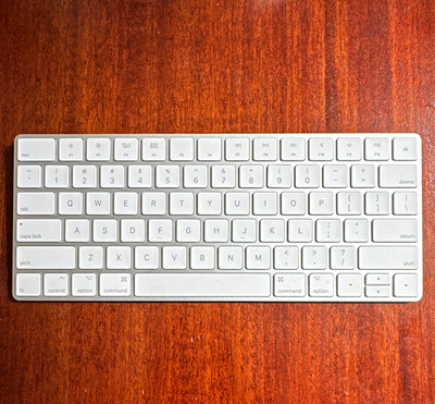 Apple Magic Keyboard kompakt QWERTY Englisch Weiß Aluminium Tastatur