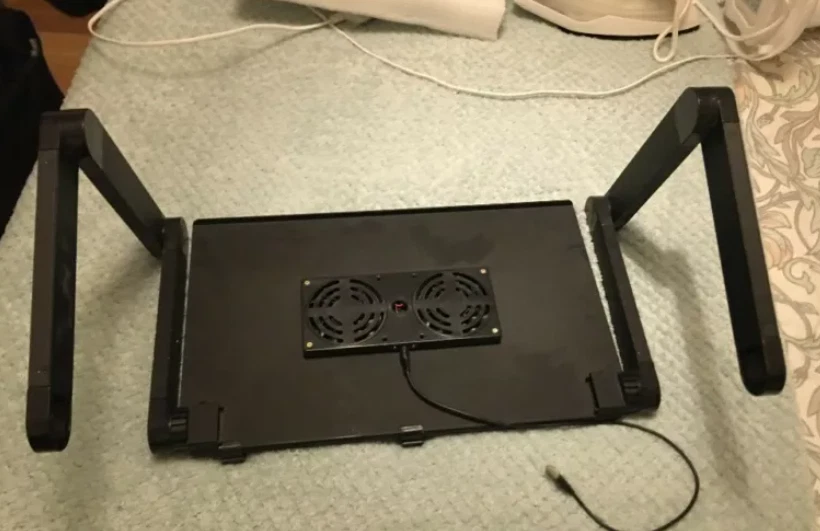 laptop stand adjustable still in great condition, Used Stand