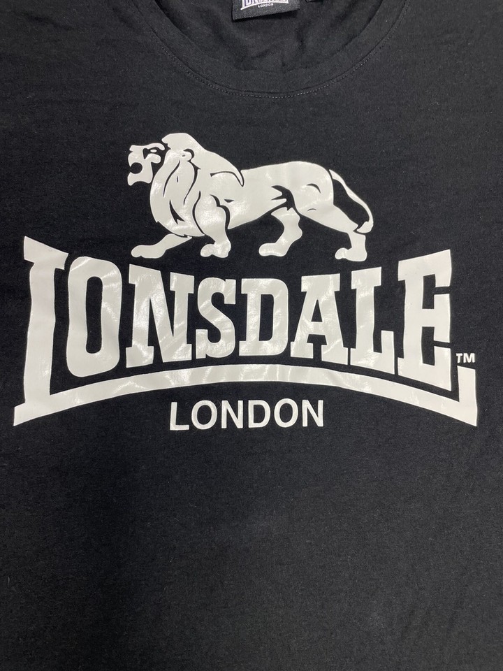 Lonsdale London Women’s T-shirt Short Sleeve Graphic Tee Rounded Hem Size 18