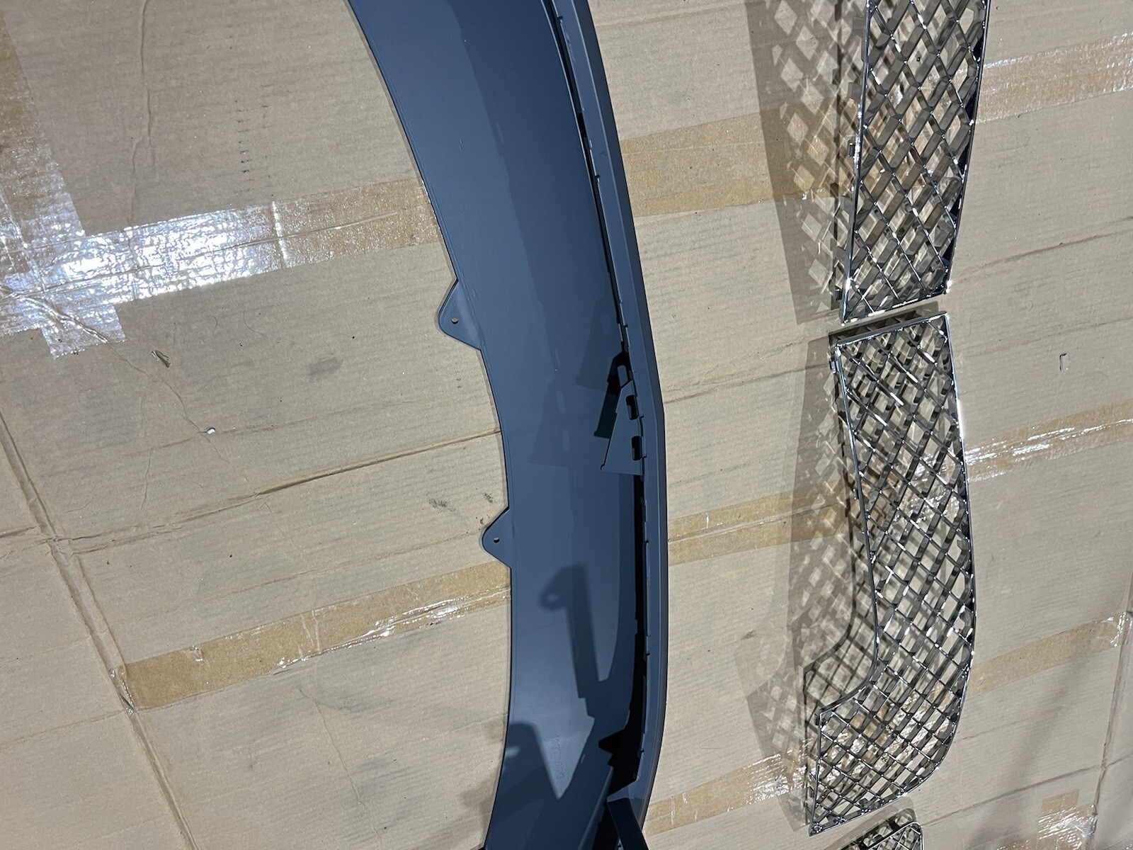 2012-2015 Bentley Continental GT GTC Front Bumper Cover Grille Set Chrome W12