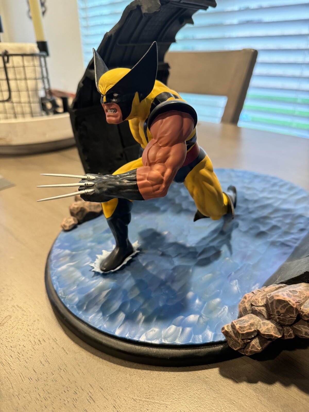 Wolverine Diorama Statue by Clayburn Moore 424/1500 eBay