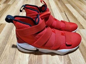 nike lebron james soldier 11