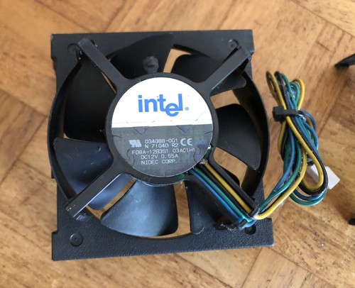 2 x Intel D34088-001 Xeon Socket 604 - 4 Pin Cooling CPU Fan - Picture 2 of 10