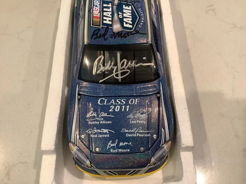 David Pearson / Moore / Jarrett / Allison autografiado 2011 NHOF DIECAST & CARDS Foto 2 de 4