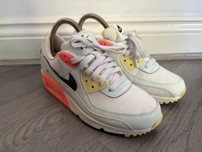 Nike Air Max 90 Summit White Bright Mango Damen Sneaker CV8819-101 Gr. UK 4