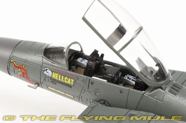 Hobby Master 1:72 F-15E Strike Eagle USAF 48th FW, 494th FS Hellcat - Image 3 of 4