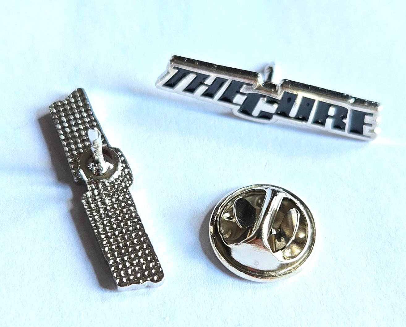 THE CURE PIN BLACK (MBA 578)