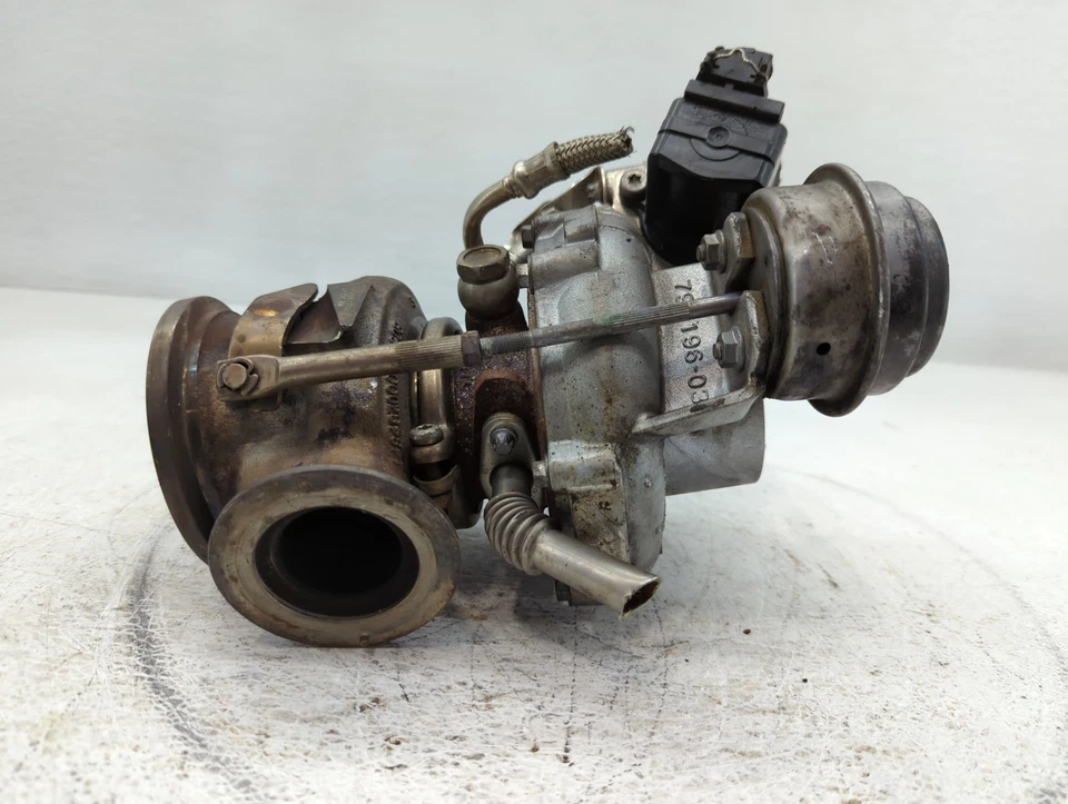 Bmw 650i 2012-2012 turbocompresor turbo cargador supercargador KSBU6 Foto 2 de 4