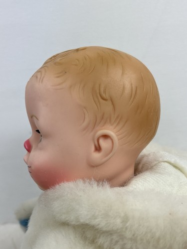 Madame Alexander Hug Me Bunny Doll White Blue Rabbit 16” Vtg Alexanier 19©️77 - Picture 8 of 15