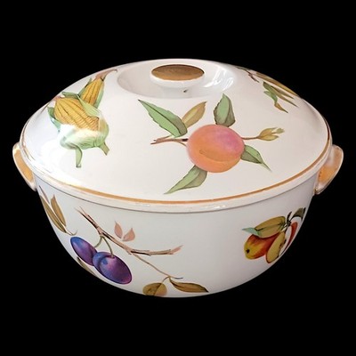 Royal Worcester Casserole Covered Dish Evesham Bowl Fruit Pattern 3 Qt Porcelain