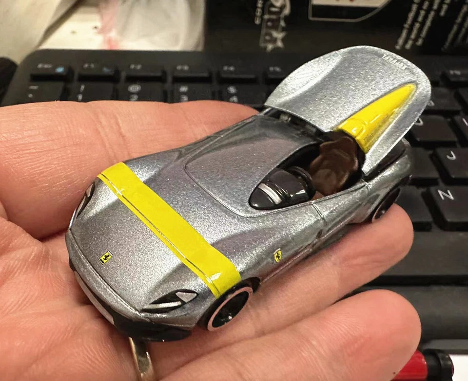 Bburago 1:64 Ferrari Monza SP1 Race Diecast Metal Model Car New - Image 4 of 4