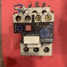 TELEMECANIQUE L R3 D1322 +LA7-D1064 Motor protector 17-25A USED