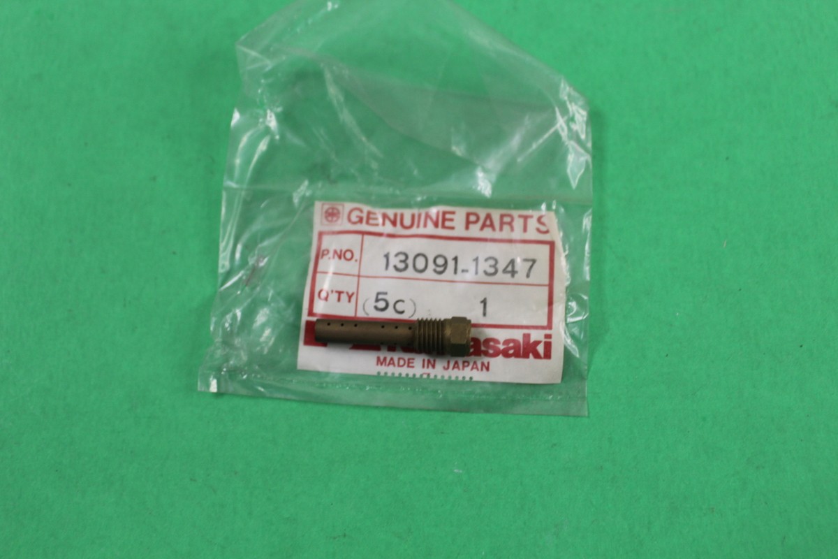 NOS Kawasaki Needle Jet Holder 85-90 EN450 86-89 ZX750 13091-1347
