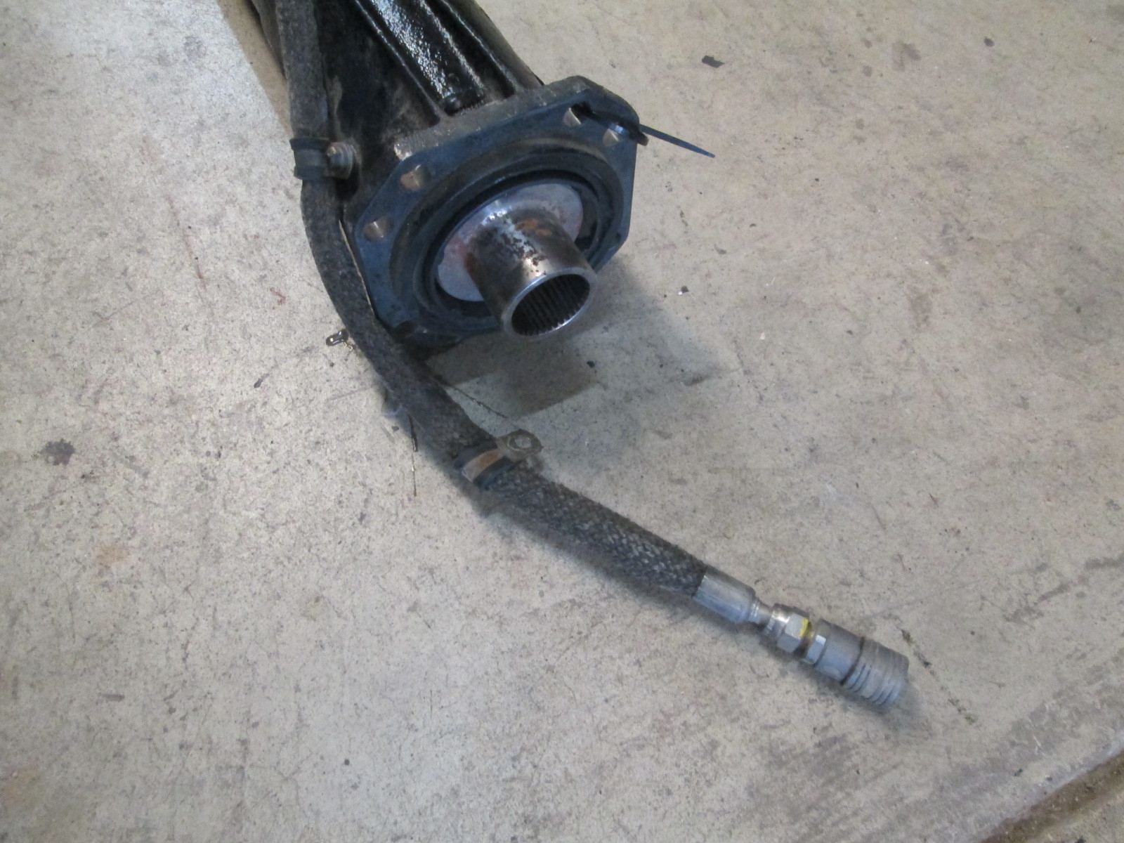 Maserati 06 Gransport  - Gearbox Torque Tube / Drive Shaft  USED # 187532