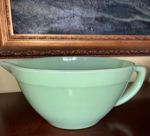 Vintage Fire King Jadeite Milk Green Mixing Batter Bowl 7.5