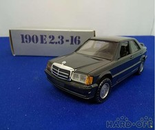 NZG Mercedes-Benz 190E 2.3-16 NZG 1/35 NZG ELLE Mercedes-Benz 190E