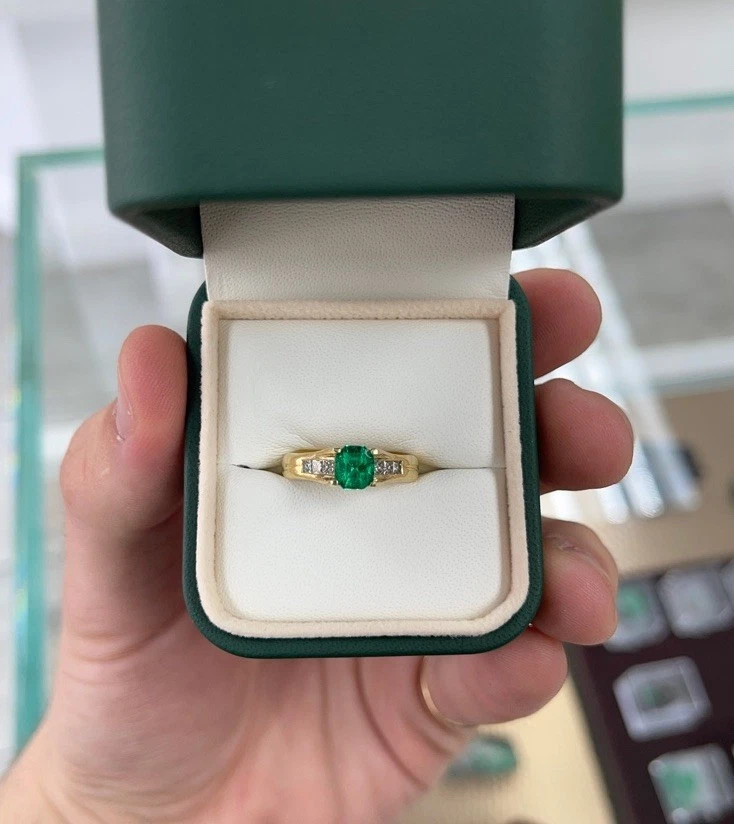 14k Solid Yellow Gold Natural Zambia Emerald Ring Emerald Moiss Diamond Rin - Image 2 of 4