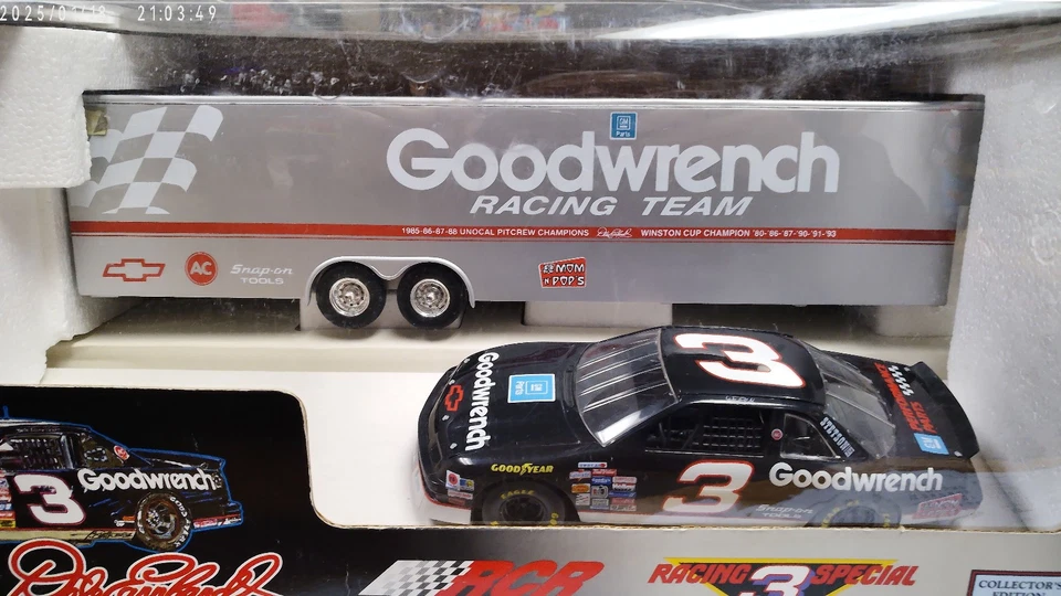 1/24 Brookfield Set 1993 Goodwrench #3 Silver Incentive Show Trailer - Image 3 of 4
