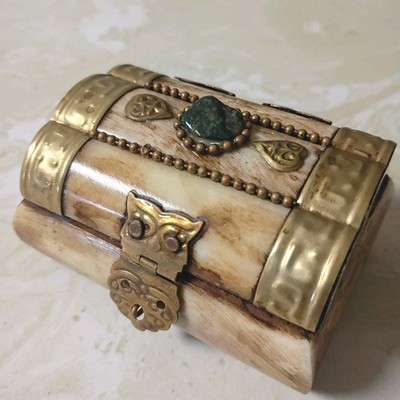Small Brass Camel Bone Jewelry Trinket Keepsake Box  Felt Lining Owl Hinged