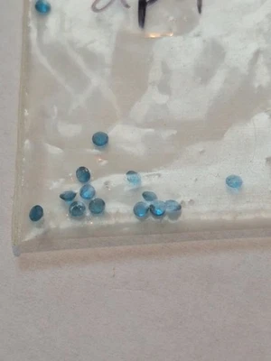 einzelne  echte blaue rund geschliffene Apatit ca. 2,5 mm  round facet - Bild 1 von 2
