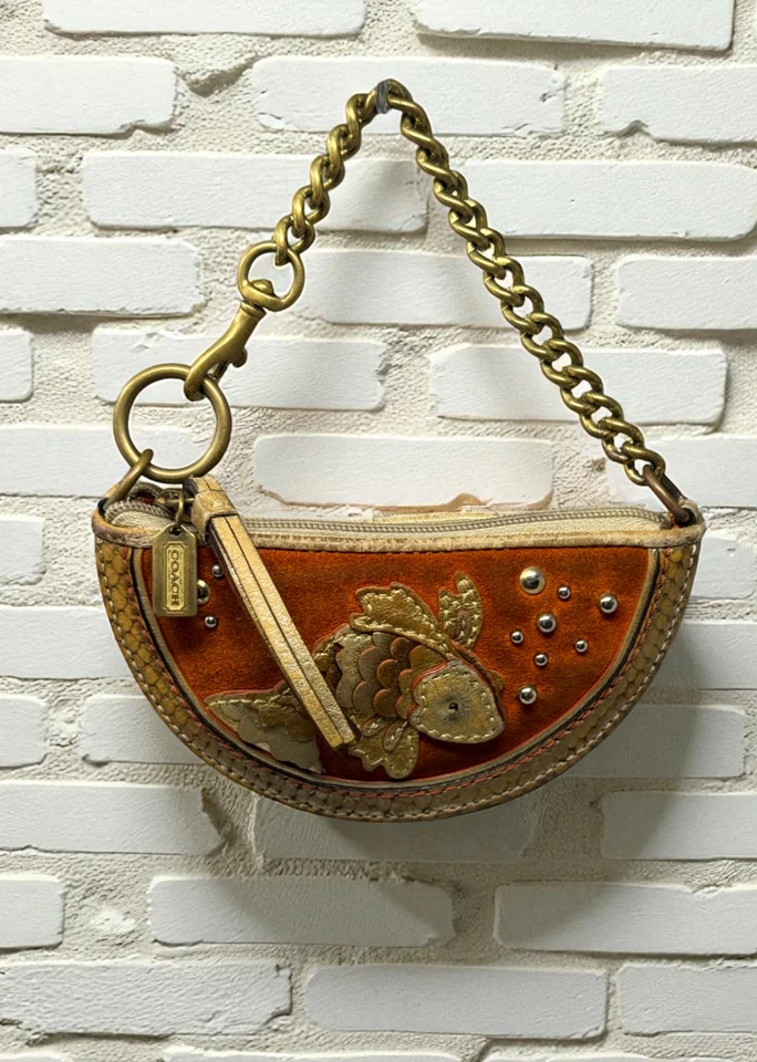 Estuche Coach Vintage Pez Koi Multicolor Dorado Naranja Latón Moneda Cremallera Y2K MUY RARO Foto 2 de 4