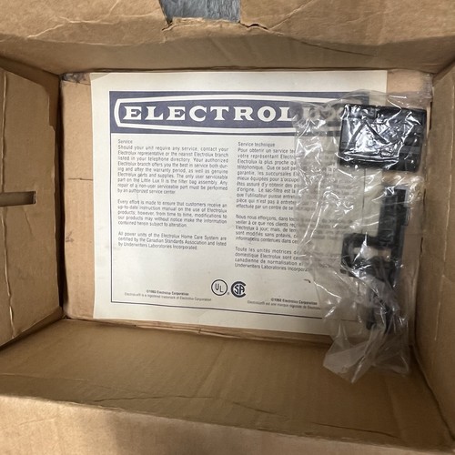 Electrolux Little Lux II Handheld Vacuum Model #1738 Tested Original Box - Picture 9 of 9