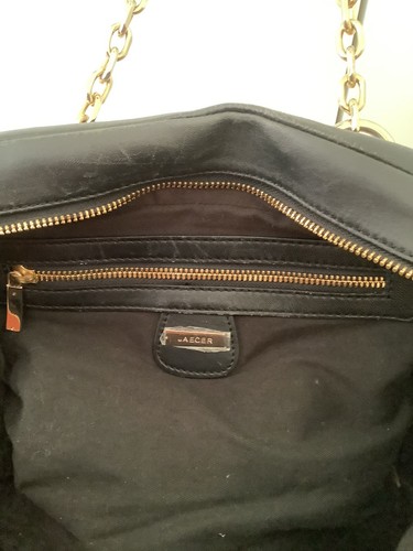 JAEGER BLACK QUILTED LEATHER SHOULDER BAG GOLD CHAIN HANDLES VERY LIGHTLY USED - Picture 3 of 4