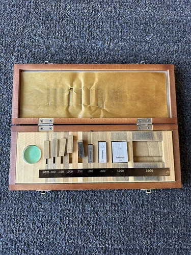 Mitutoyo Gage Block Set, model 516-931, Grade 3, BE1-9-3, 9 Piece