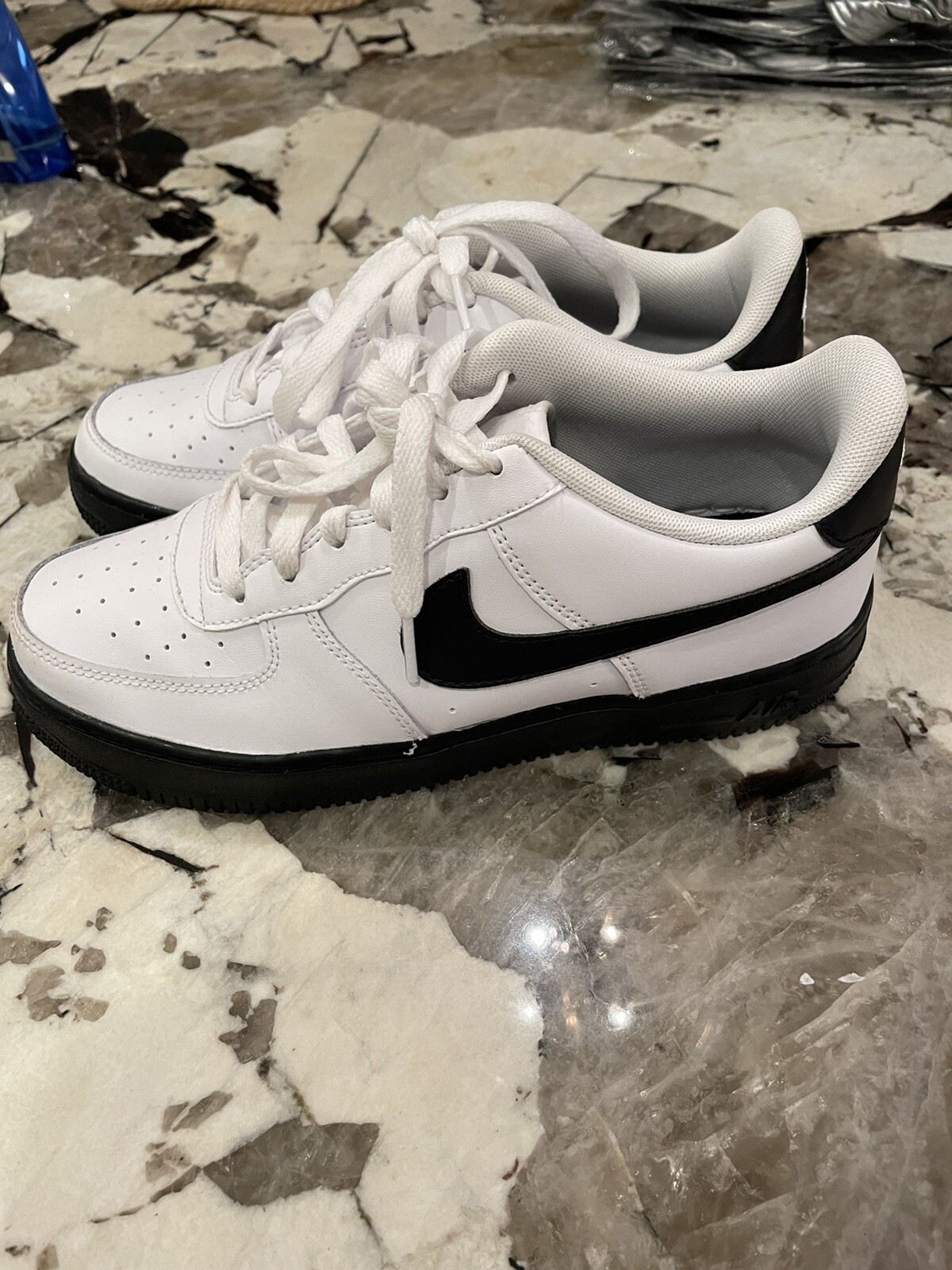 black air force white sole