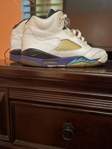 Size 7 - Jordan 5 Retro Grape 2013