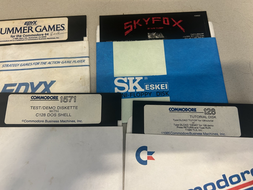 LOT Vintage Commodore 64 128 VIC-1541 1571 Floppy Disks Epyx Pogo Joe - Bild 5 von 5