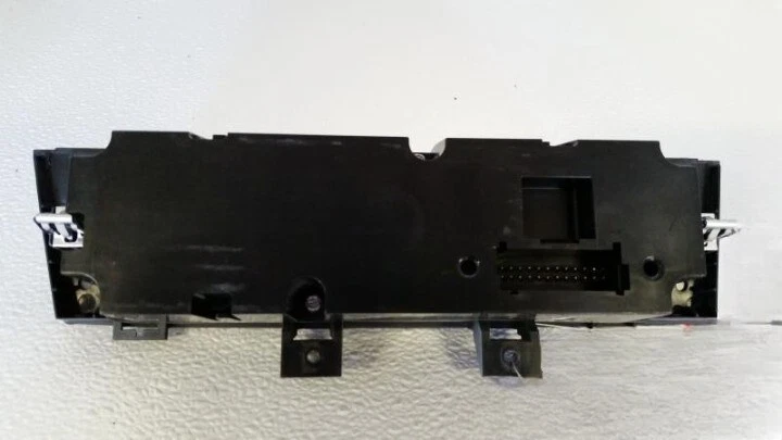 Conjunto de control de temperatura de calentador de aire acondicionado manual Buick Lacrosse 2005-2009 Foto 2 de 4