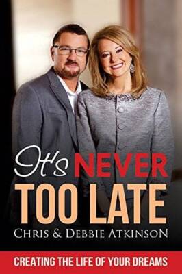 It's Never Too Late: Creating the Life of Your Dreams - Paperback - GOOD