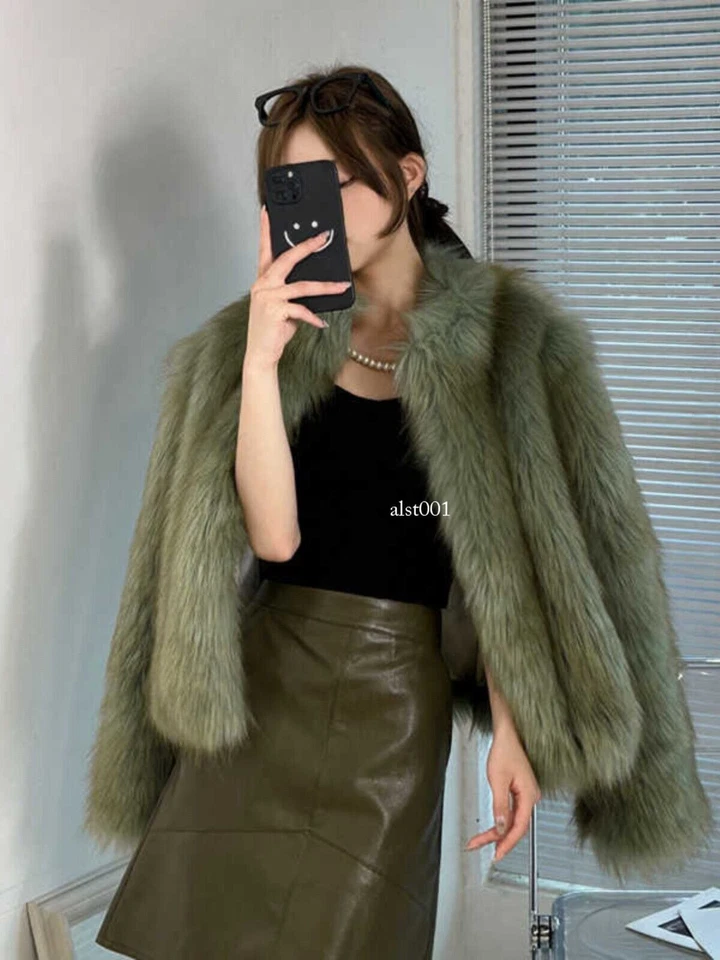 Women's Winter Fox Fur Coat Short Jacket Fashionable Faux Fur Thicken Warm Coats - Image 4 of 4
